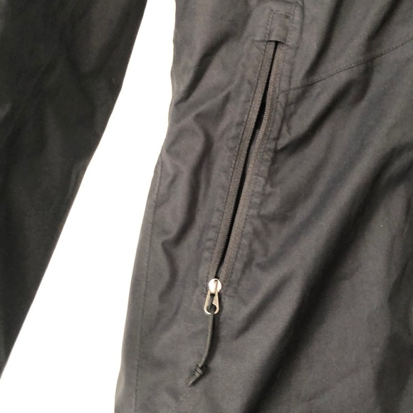 North Face Resolve Plus Waterproof Rain Jacket - Picture 5 of 14